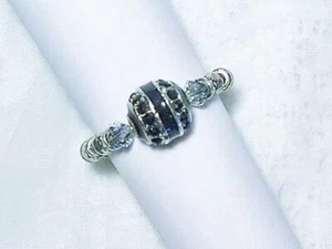 Anello elasticizzato perline con perline in cristallo nero cynthia lynn ""aspire" nero impreziosito - Foto 1 di 3