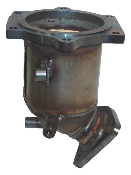 Convertidor catalítico de ajuste directo Eastern Catalytic para Nissan Sentra Foto 1 de 1