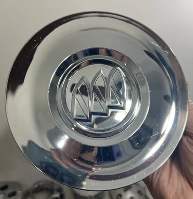 2011-2016 ПОДЛИННЫЙ хромированный центральный колпак Buick Enclave подходит для 9 спиц 19 дюймов колеса 9597721 - Изображение 1 из 4