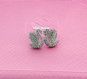 New 100% Authentic SWAROVSKI White Pave Iconic Swan Stud Earrings 5647873 - Picture 1 of 4