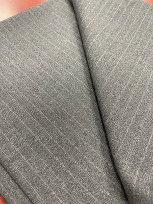 Tela de traje a rayas carbón vintage de 3 yardas de los años 70/80 - mezcla de lana sin existencias Foto 1 de 4