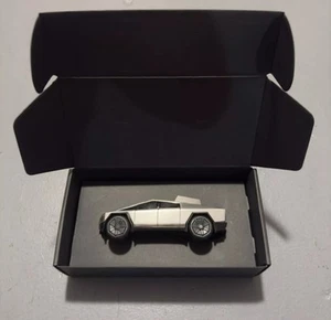 Tesla Cybertruck Official Wind Up Racer - New In Box - Picture 1 of 3