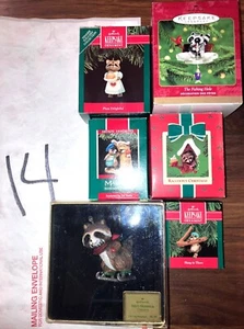 LOTTO 6 Ornamenti Keepsake Vintage Hallmark - Natale - Vari PROCIONI - Foto 1 di 2