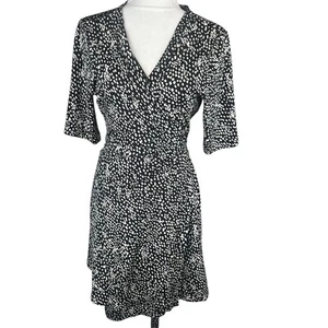 Banana Republic Black & White Wrap Dress Womens Size Large Abstract Festive - Picture 1 of 9