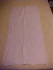 VINTAGE TEA TOWEL, WHITE w/ BLUE ZIGZAG BORDER - Picture 1 of 2