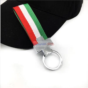 Italia IT Flag Sport Metal + Tela Coche Llavero Llavero Fiat Maserati - Imagen 1 de 12