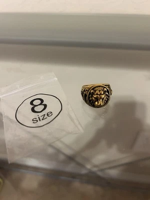 Stainless Steel Gold Filled Detailed Lion Ring Band Sz 8 - Image 1 of 3