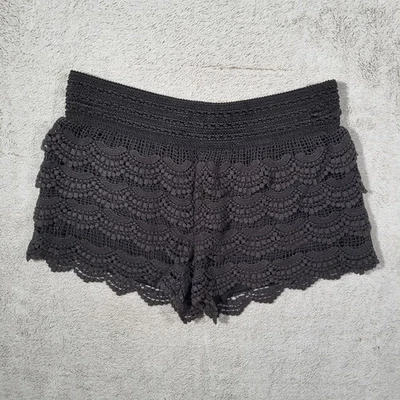 Pantalones Cortos Jolt Para Mujer Grandes Negros Encaje Capas Festoneado Botín Shorts Foto 1 de 4