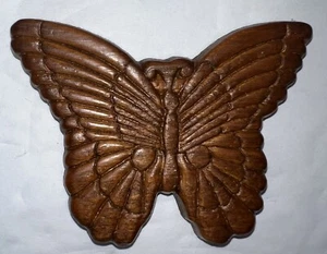 Frigorifero Vintage Legno Intagliato A Mano Frigo Boho Calamita Farfalla MCM Marrone - Foto 1 di 4