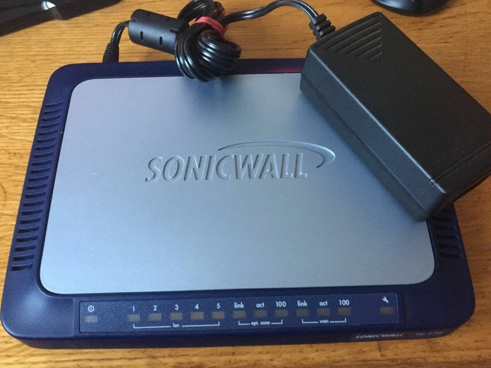 Sonicwall TZ 170 10 Node Router VPN Firewall TZ170 5 Port APL11-029 - image 1 of 1