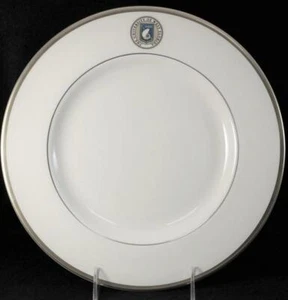 Pickard RICHMOND Dinner Plate University of West Florida A+ CONDITION - Picture 1 of 5