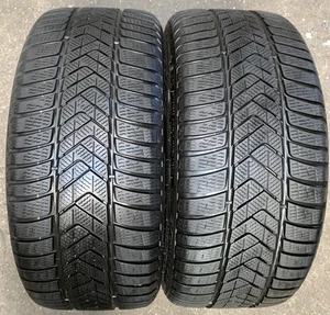 2 Winterreifen Pirelli Winter SottoZero 3 * RSC MOE M+S 275/35 R19 100V RA1324 - Bild 1 von 3