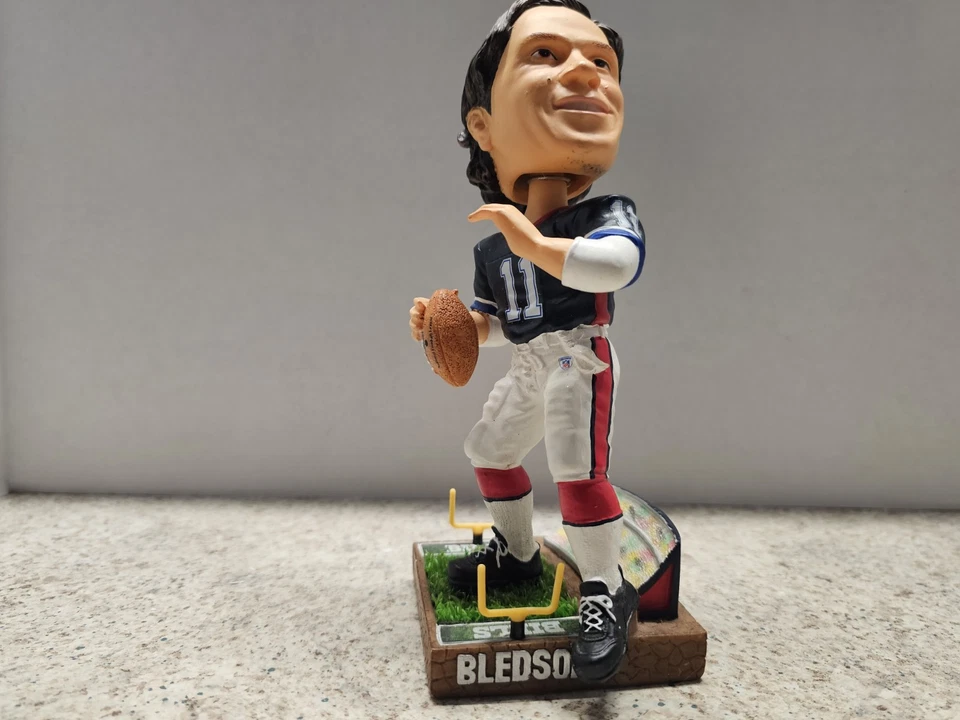 Drew Bledsoe Buffalo Bills NFL Forever Collectibles FOCO #'d Bobblehead Foto 1 de 4