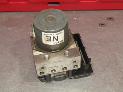 2006-2008 Hyundai Sonata 3.3L OEM ABS pump 06 07 08 - Image 1 of 4