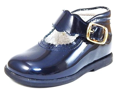DE OSU-FARO - Spain -Girls Navy Patent Leather Dress Shoes -European -Size 4-4.5 - Image 1 of 4