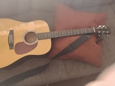 Buena guitarra ligeramente usada de Lima Ohio Starcaster $800 Foto 1 de 4