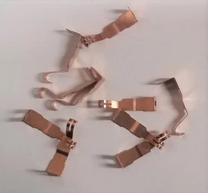 Riproduzione Scarpe Pick-Up per Slot Car Tomy Mega G - Bronzo - 1,5 - 5 Paia - Foto 1 di 3