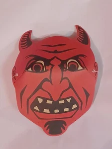 Vintage-Style Cardboard Printed Devil Halloween Mask - Accoutrements 2002 - Picture 1 of 3
