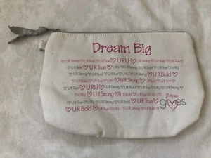 31 Thirty One Gives Dream Big Zipper Pouch New - Picture 1 of 4
