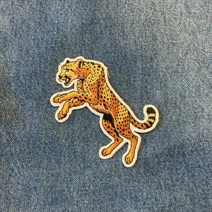3.5 Inch Patch Iron, Cheetah, Wildlife, Animals, Embroidery - Picture 1 of 3