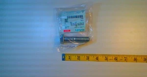 #01073-51670 BOLT Kubota - Picture 1 of 1