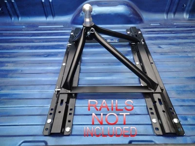 Conexión de enganche de quinta rueda Andersen Hitches 3200 Ultimate, montaje en riel Foto 1 de 4