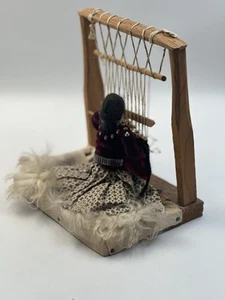 Vintage Navajo Doll Weaver Mid 20th century  8" x 9” With baby doll wool loom - Picture 1 of 13