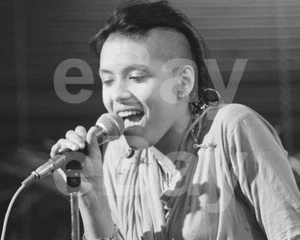 Bow Wow (Neuf Wave Punk) Annabella Lwin 10x8 Photo - Bild 1 von 1