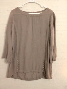 Soft Surroundings tunic top M brown 3/4 sleeve textured gauze like button accent - Picture 1 of 7