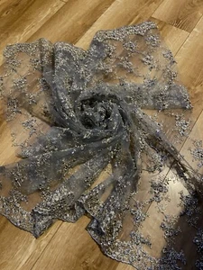 1 M embroidery pearls Scalloped boarded Bridal lace Fabric 58” grey gold - Picture 1 of 3