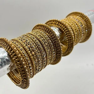Kajaro Designs Indische Braut Armreifen Golden Braut Chooda Set für Neue Braut - Bild 1 von 8