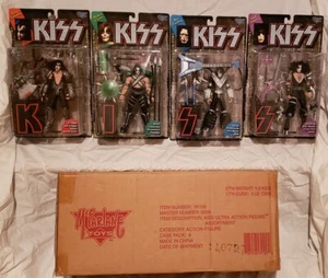 Lotto 4 figurine McFARLANE TOYS EDIZIONE ORIGINALE...NUOVE SU CARDS IN SHIPPER BOX! - Foto 1 di 6