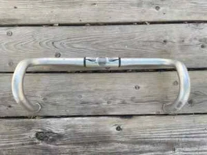 Specialized Zertz Road Bike Handlebar Drop Bar Silver 31.8mm 40cm 70mm 132mm - Picture 1 of 3