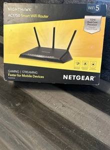 Netgear Nighthawk AC1750 Inteligentny dwuzakresowy router WiFi Model # R6700-100NAS - Zdjęcie 1 z 2