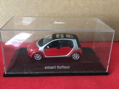 Smart Forfour   Limited Dealer Edition Schuco in scale 1/43 READ USED B491 - Image 1 of 4