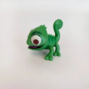 Pascal Figura Aggrovigliata Disney 100 Anni di Piccola Ma Potente Celebrazione - Foto 1 di 6