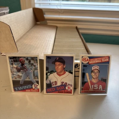 1985 Topps Baseball Complete Set 792 Cards Roger Clemens Mark McGwire Puckett RC - Image 1 of 3