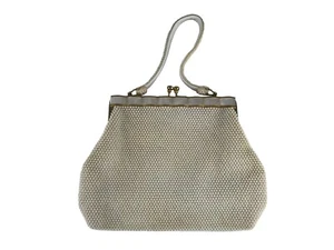Womens White Glomesh Lightweight Inner Pocket Evening Purse Bag Size M - Picture 1 of 7