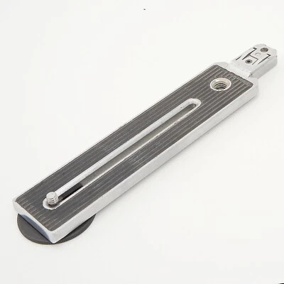 METZ 403.6-1 FLASH BRACKET  WITH 1/4"  MALE SCREW #AC400 - Image 1 of 3