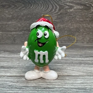Green Peanut M&M Polystone Christmas Tree Ornament Santa Hat 1996 Mars - Picture 1 of 11