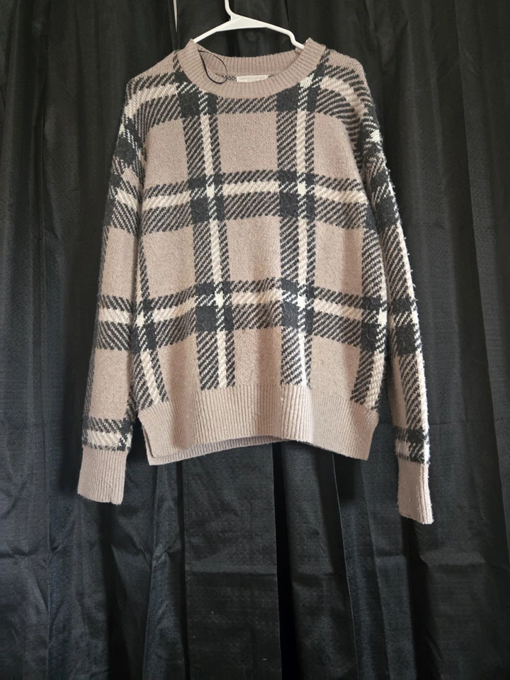 Plaid Pattern Beige and Black Knit Sweater - Image 1 of 1