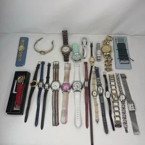 Lot 23 Vintage Women's Wrist Watches Avon Timex Quartz Some New Dressy - Bild 1 von 10