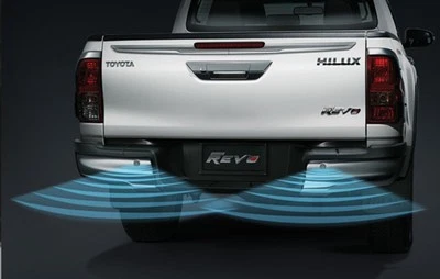 GENUINE HILUX REVO 2015 4X2 PARKING 2 BACK SENSORS SYSTEM SOUND ALARM + P SWITCH - Image 1 of 4