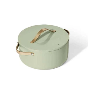 Hermoso horno holandés de 5 cuartos, verde salvia de Drew Barrymore - Imagen 1 de 7