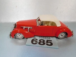 Matchbox Models of Yesteryear YY-18 1937 Cord Supercharged Phaeton Sedan (685) - Picture 1 of 6