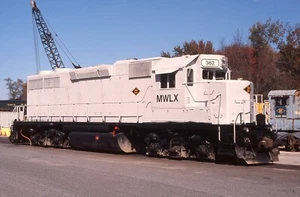 Diapositiva originale: MWLX / SMS Lines GP38-3 362 - ex BAR / CR / PRSL - Foto 1 di 1