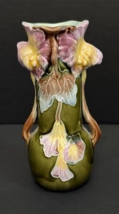 VTG Nouveau Majolica Earthenware Vase Floral Glazed Trumpet Vine Plant CHIPS - Bild 1 von 14