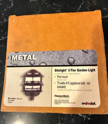 Red Dot B330BBR Sitelight, 75w 3 Tier Garden Landscape Light Glass Globe/Metal - Image 1 of 4