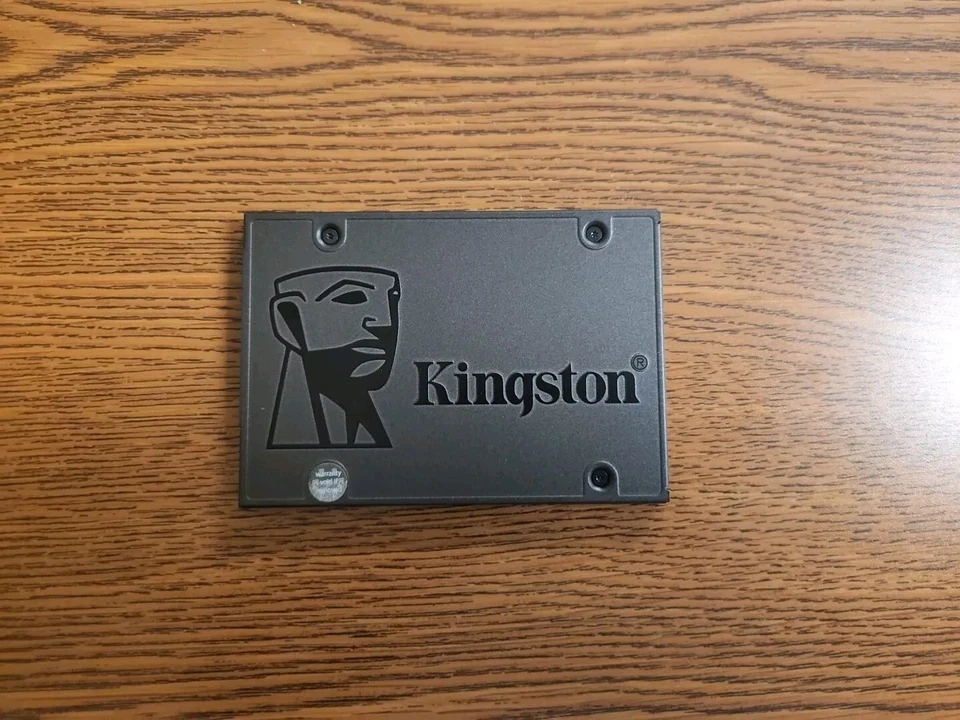 Kingston Q500 240GB Internal 2.5" Solid State Drive (SQ500S37/240G) - Image 1 of 1