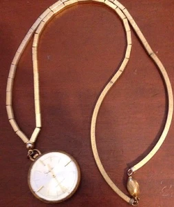 Reloj de bolsillo vintage hecho en Suiza Sheffield para damas con collar en tono dorado # 183 - Imagen 1 de 3